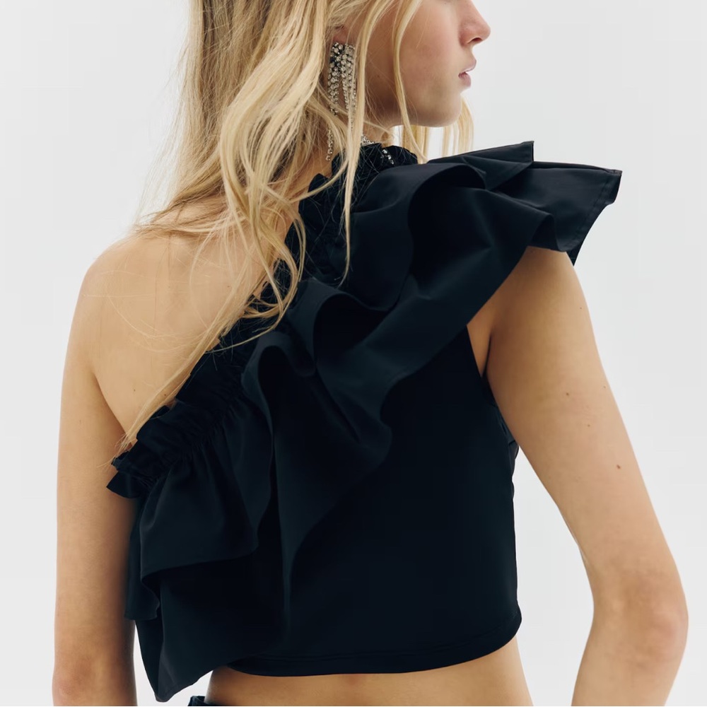 Divided Black Off-Shoulder Ruffle Top - Picture 3 of 6